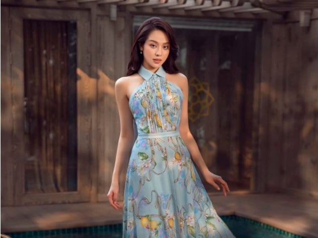 Những mẫu váy này mang đến vẻ ngoài dịu dàng, nữ tính nhưng không tạo cảm giác rườm rà.
