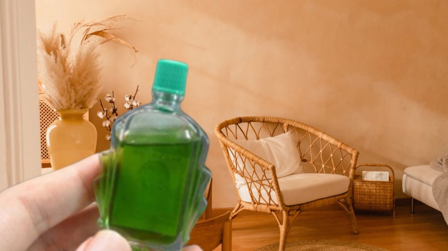 Lọ dầu gió dùng đến khi hết chỉ còn một chút trong lọ thì mùi thơm của chúng vẫn còn