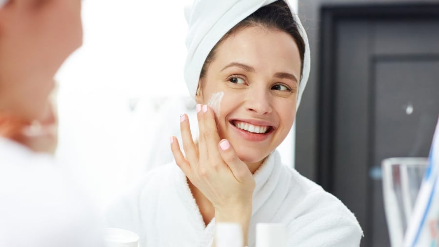  Một sản phẩm tưởng như phù hợp vẫn có thể gây kích ứng, nổi mẩn hoặc phát sinh mụn nếu Mừng SHBET phiên bản mới 2025 chưa kịp thích nghi.
