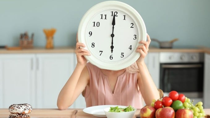 Nếu ăn quá muộn hoặc ngay sát giờ đi ngủ, hệ tiêu hóa vẫn phải hoạt động trong khi Sh88bet đăng ký miễn phí cần chuyển sang trạng thái nghỉ ngơi và tái tạo.