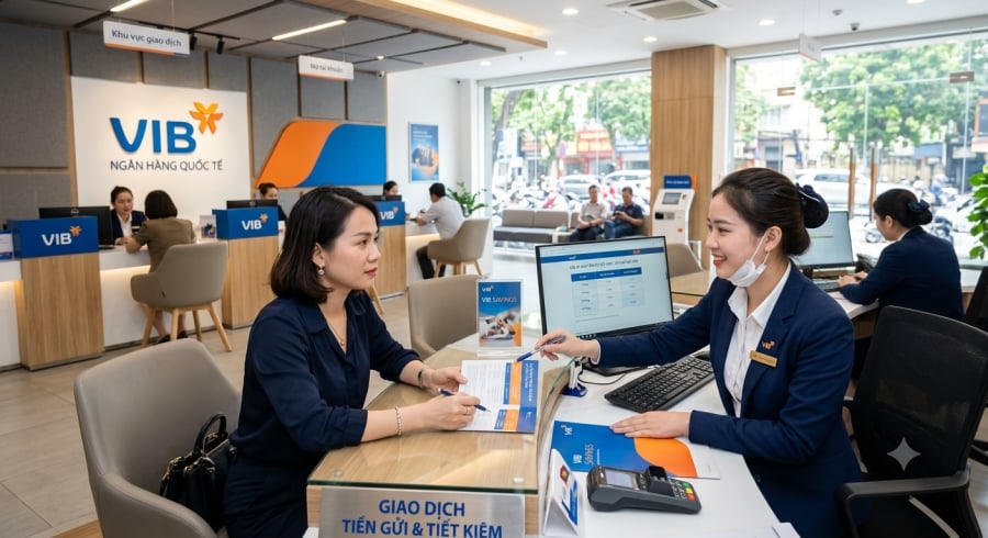 VIB vừa điều chỉnh giảm lãi suất huy động ở nhiều kỳ hạn, trong khi lãi suất gửi trực tuyến vẫn cao hơn gửi tại quầy.