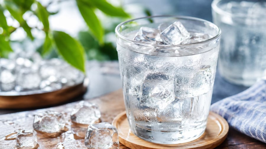 Uống nước đá sai kiểu này rất dễ gây hại Sh88bet đăng ký miễn phí