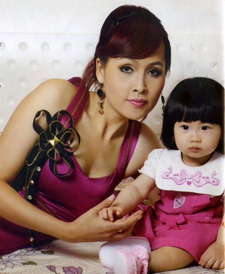 Bé Bảo Ngọc chứng kiến sự ra đi của người bố vô trách nhiệm và không đáng mặt đàn ông