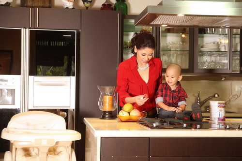 Căn bếp, nơi Hà Kiều Anh nấu những món Huế, đặc biệt là món bún bò huế mà chị rất thích
