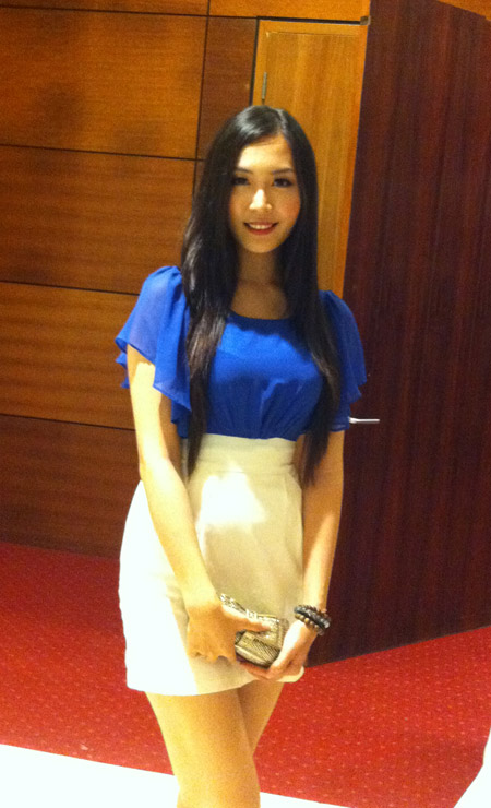 Á Hậu Thùy Trang
