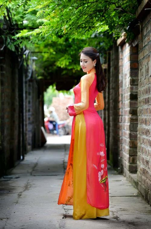 Lê Đắc Lâm thuở mặn nồng bên Hoàng Thùy Linh