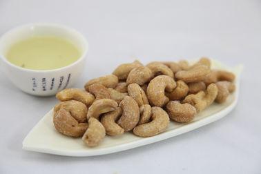 Gam màu trắng rất được Jenny yêu thích.