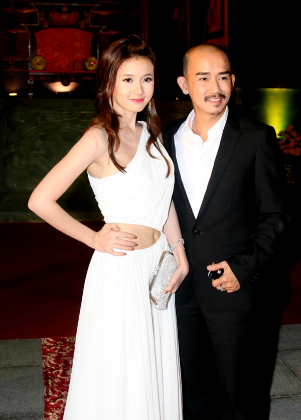 Midu hội ngộ 'sư phụ' Minh Thuận. 