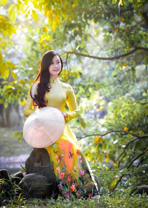 Đưa con đi khám bệnh, anh Hà không ngờ...