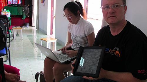 Trang Nhung và chiếc Audi A4