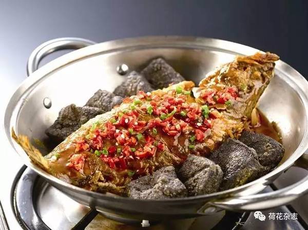 Tăng Bảo Nghi, người được đồn đã kết hôn với Châu Du Dân