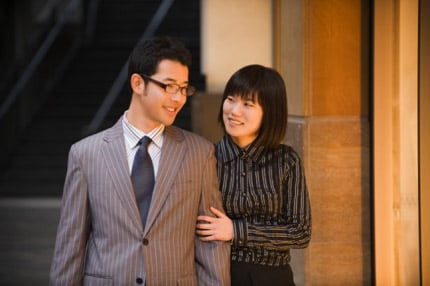 Dân văn phòng là những người có tri thức, có hiểu biết xã hội, nhưng lại là những người hay ngoại tình. Có phải đạo đức xã hội giờ đây đã xuống cấp trầm trọng?