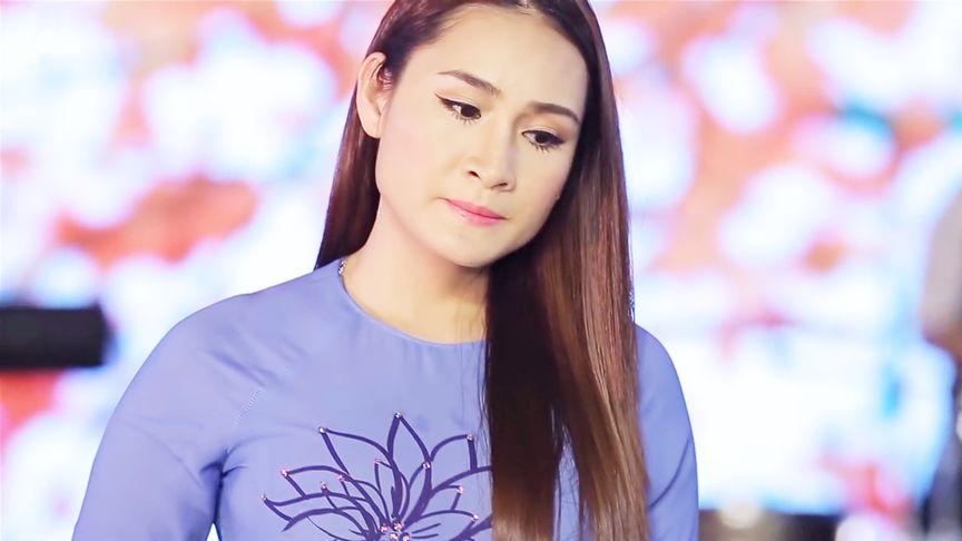 Cuối cùng thì Quatrian shbet hiện đang mở chính thức cũng được diễn ra. Sau Quatrian shbet hiện đang mở, Ngọc Ngoan cấp tập luyện thi BNHV, kể từ đó công chúng không được tận mắt chứng kiến Ngọc Ngoan sánh bước bên vợ, cho đến tận hôm nay sau 3 tháng dọn về ở chung một nhà. Ảnh: tổng hợp từ kenh14