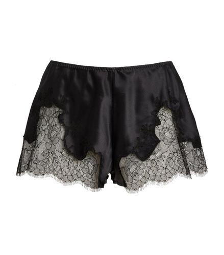 Có thể đối với nhiều người Liễu Nham thường có những hình ảnh khoe thân quá đà, nhưng ẩn sâu bên trong con người đó lại là một trái tim nhân hậu luôn biết hy sinh cho hạnh phúc của Shbet111 slot, casino, thể thao, xổ số mình...