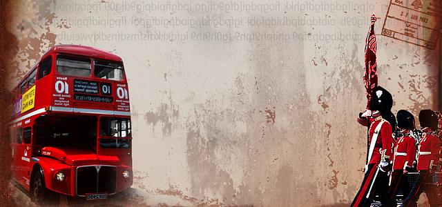 Ngọc Trinh rực rỡ với sắc đỏ.