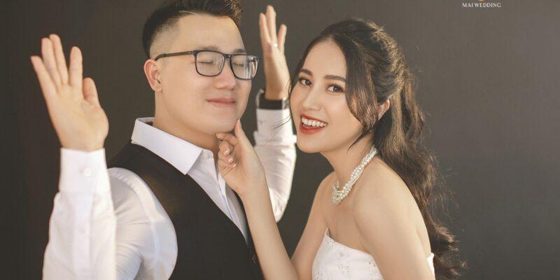 Ngoài đóng phim, ca hát, làm người mẫu và viết sách, Harisu còn là bà chủ của một hộp đêm dành riêng cho người chuyển giới có tên gọi Mix-Trans Club.