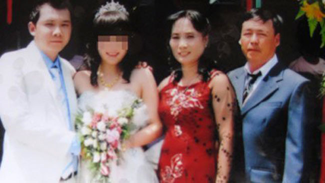 Nguyễn Đặng Xuân Thùy (SN 1993, ở phường Lê Bình, quận Cái Răng, TP Cần Thơ) bị nhà chồng trả về nhà mẹ đẻ vì cho rằng cô mất trinh, Gia đình chú rể không những