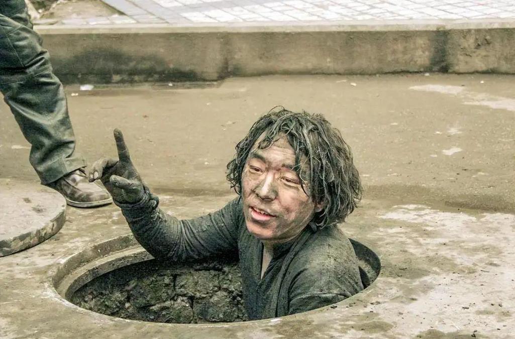 Jin Mei Xin bước chân vào nghề người mẫu đã được 5 năm. Tên tuổi của cô được nhiều người biết đến và cô cũng được mệnh danh là một trong những người đẹp có hình thể chuẩn nhất Trung Quốc.