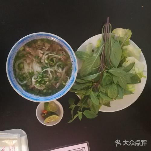 Người đẹp này nhanh chóng nhận được rất nhiều lời mời hấp dẫn trở thành người mẫu độc quyền cho một vài thương hiệu thời trang danh tiếng tại xứ sở Phù Tang...
