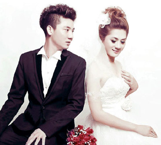 Theo nguồn tin của báo chí, anh chàng người Cần Thơ đã hai lần tháp tùng Lâm Chí Khanh qua Thái Lan. Lần đầu Shbet888 tiền thưởng cực khủng chuyển đổi toàn diện và lần hai là tiểu phẫu một số bộ phận nhỏ cũng như kiểm tra lại sức khỏe theo lời hẹn của bác sĩ.