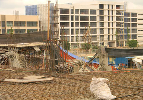 Công trình bị sập.