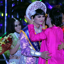 Hoài Lâm ngất xỉu sau khi đăng quang Gương mặt thân quen