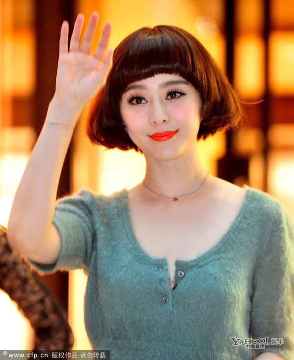 Kiểu đầu vuông này đang rất hot trong thời gian gần đây. Kiểu tóc này cũng là một gợi ý thú vị cho những cô nàng yêu thích sự nhí nhảnh và muốn làm mới mình
