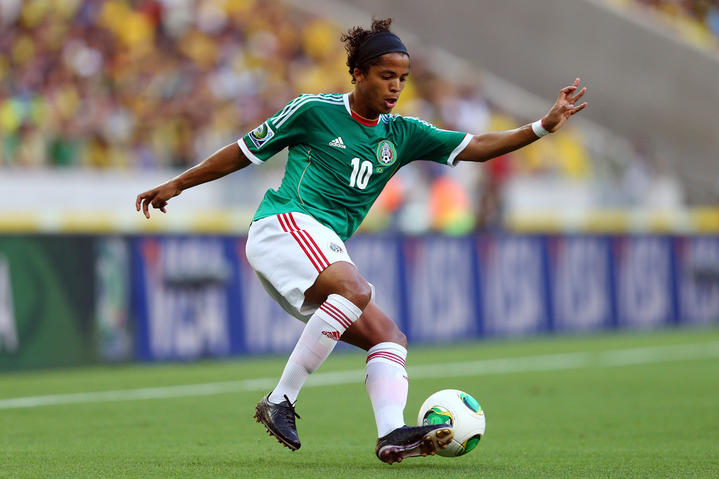 Giovani Dos Santos là con trai của cựu cầu thủ bóng đá Brazil Geraldo Francisco dos Santos (Zizinho).