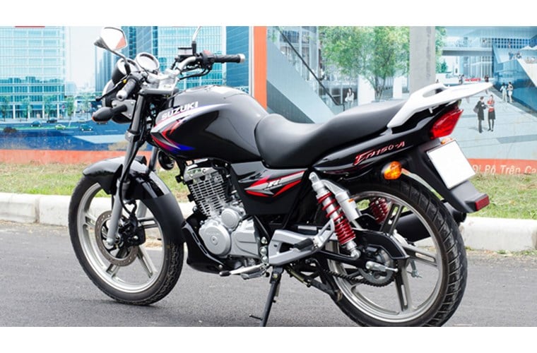 Suzuki EN150A là dòng xe thể thao backbone đầu tiên của Suzuki tại thị trường Việt Nam. Chiếc xe được trang bị hệ thống phun xăng điện tử FI, kết hợp với hộp số 6 cấp sử dụng côn tay.
