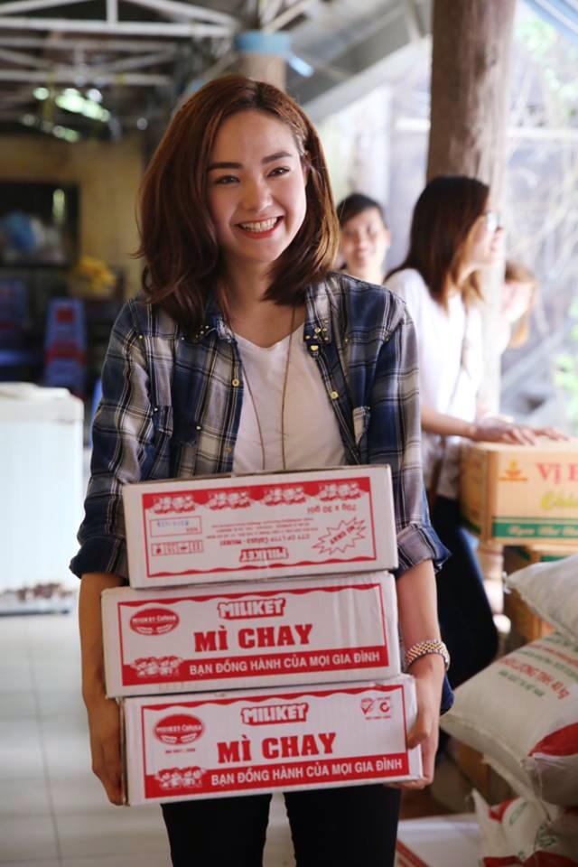 Toàn bộ số tiền bán vé và đấu giá từ thiện trong ngày sinh nhật của Minh Hằng đều được dùng làm từ thiện.