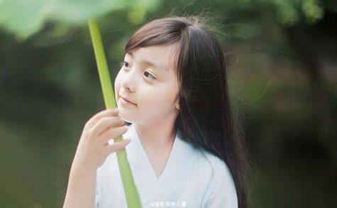 Cô bé An Kỳ Nhĩ chính là cô bé nổi tiếng nhất Trung Quốc năm 2013.