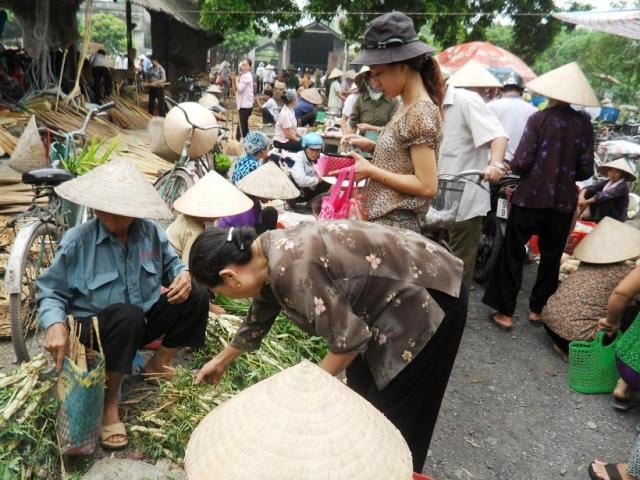 Chợ quê nghèo