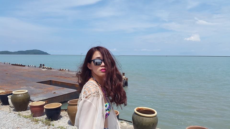 Hotgirl Ngọc Thảo "Căn hộ số 69" khoe ảnh tung tăng du lịch tại Malaysia.