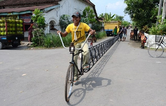 Chiếc xe bá đạo.