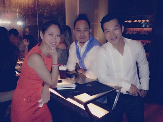 Siêu mẫu quốc tế Elizabeth Thủy Tiên về nước công tác đi chơi cùng NTK Võ Việt Chung và Trần Bảo sơn.