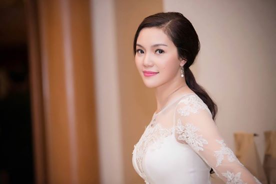 Ca sĩ Nguyễn Ngọc Anh với khuôn mặt ngày càng khá lạ, sau thông tin Shbet888 tiền thưởng cực khủng thẩm mỹ.