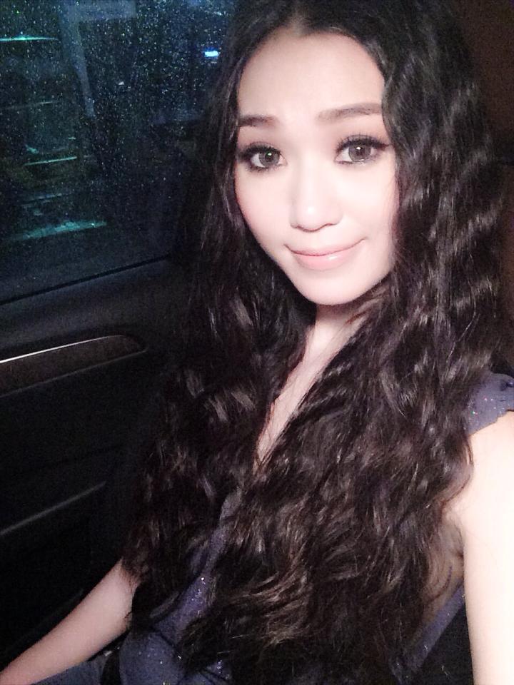 Khánh My đẹp như búp bê barbie dù: "Thiếu ngủ liên tục"