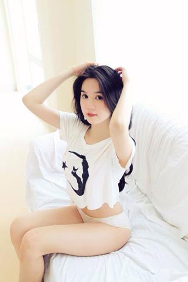 Ngọc Trinh lại khoe ảnh sexy.