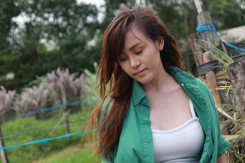 Dù nhân vật không được trau chuốt về ngoại hình, Shbet999 com đăng nhập nhưng Bà Tưng vẫn khá xinh xắn.