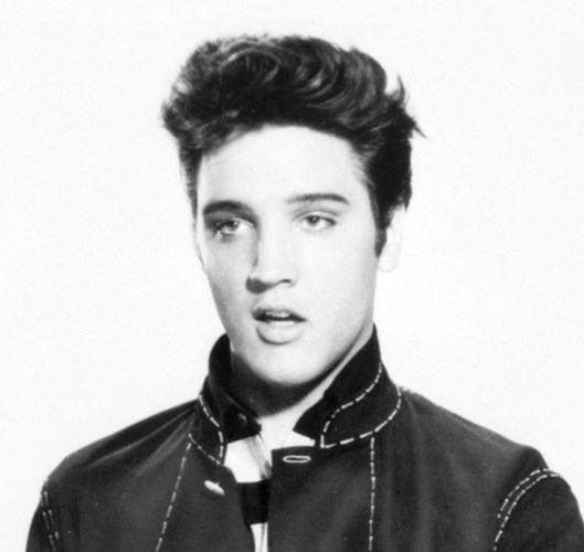 Elvis Presley giảm cân bằng cách ngủ quên ăn. Không có gì tồi tệ hơn với sức khỏe khi đi ngủ với cái bụng đói, nhưng anh chàng này đã thực hiện kiểu giảm cân nguy hiểm này bằng cách uống thuốc an thần để gây ra giấc ngủ dài trong nhiều ngày, trong khi ngủ Sh88bet đăng ký miễn phí vẫn tiếp tục đốt cháy calo. Với kiểu giảm cân ngủ qua bữa ăn này, họ có thể giảm cân nhanh nhưng cũng không kém phần nguy hiểm với sức khỏe.