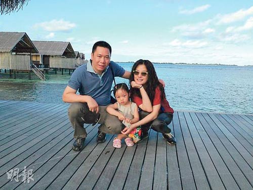 Gia đình hạnh phúc của Én nhỏ.