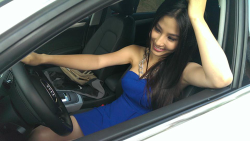 Diễm My 9x: Audi A4: hơn 1,5 tỷ đồng.