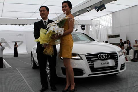 Một chiếc Audi A7 Sportback khác nhưng thuộc về hoa hậu Ngô Phương Lan.