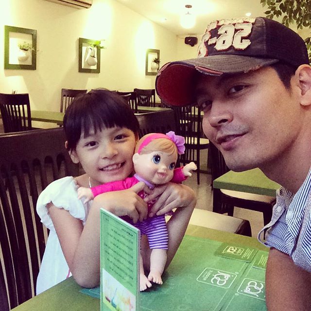 MC Phan Anh khoe con gái xinh và giống bố.