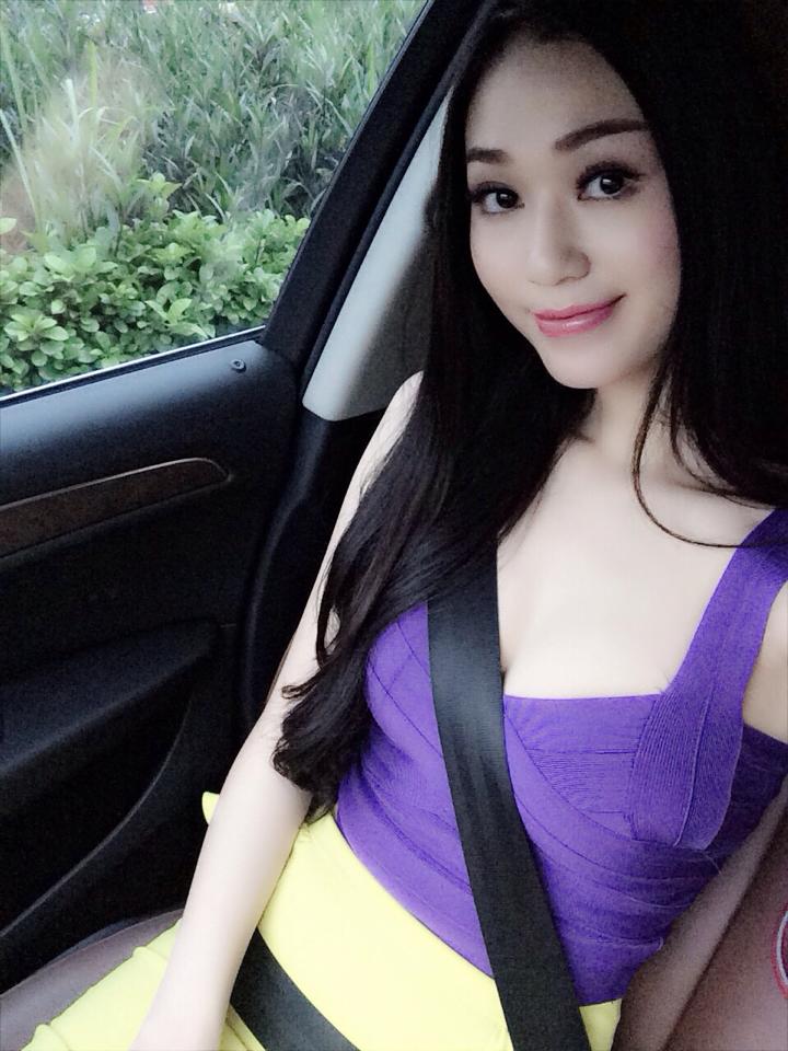 Khánh My luôn hết mình trong các công việc thiện nguyện.