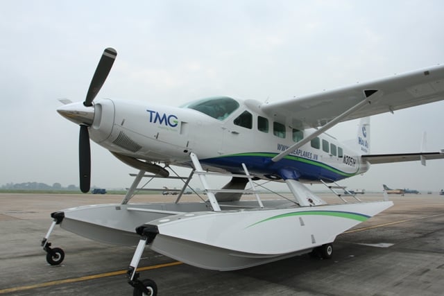 Hai chiếc thủy phi cơ đầu tiên về Việt Nam mang số hiệu lần lượt là N30466 và N3051H.