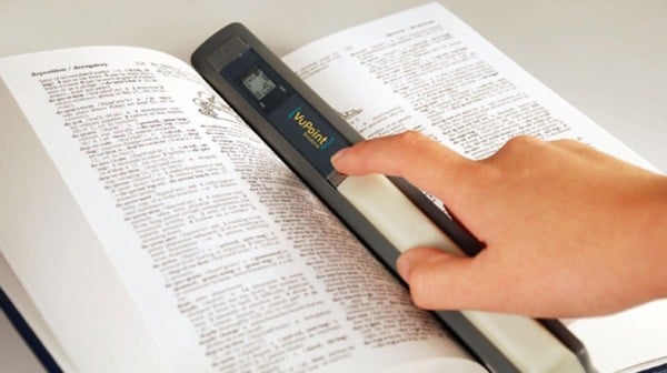 Bên cạnh máy in, máy scan đôi khi cũng rất cần thiết cho công việc, và Vu Point đã nhanh chóng nắm bắt được nhu cầu này. Thiết bị có thể lưu các file scan thành dạng JPEG hay PDF và lưu trữ bên trong một thẻ nhớ MicroSD.