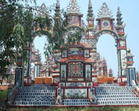 Kỳ lạ 