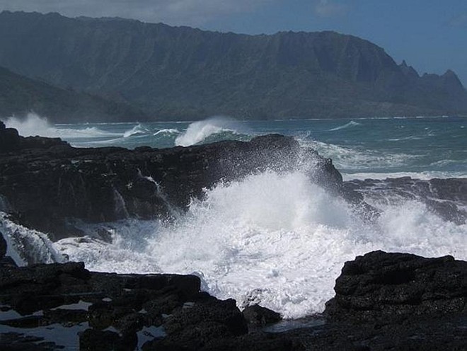 Sue Hanoho, giám đốc điều hành Văn phòng Du khách đảo Kauai, nơi có Queen’s Bath, cho biết, bà luôn từ chối chỉ đường đến Queen’s Bath cho khách.