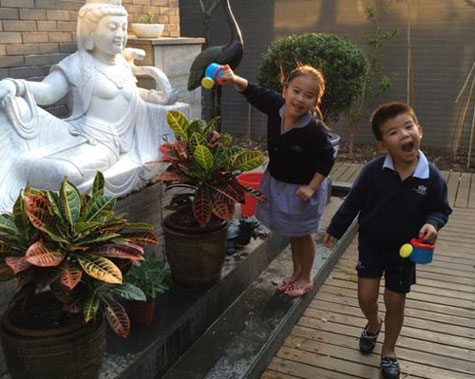 Lưu Đào hiện đã là bà mẹ của hai nhóc tỳ đáng yêu một trai một gái.